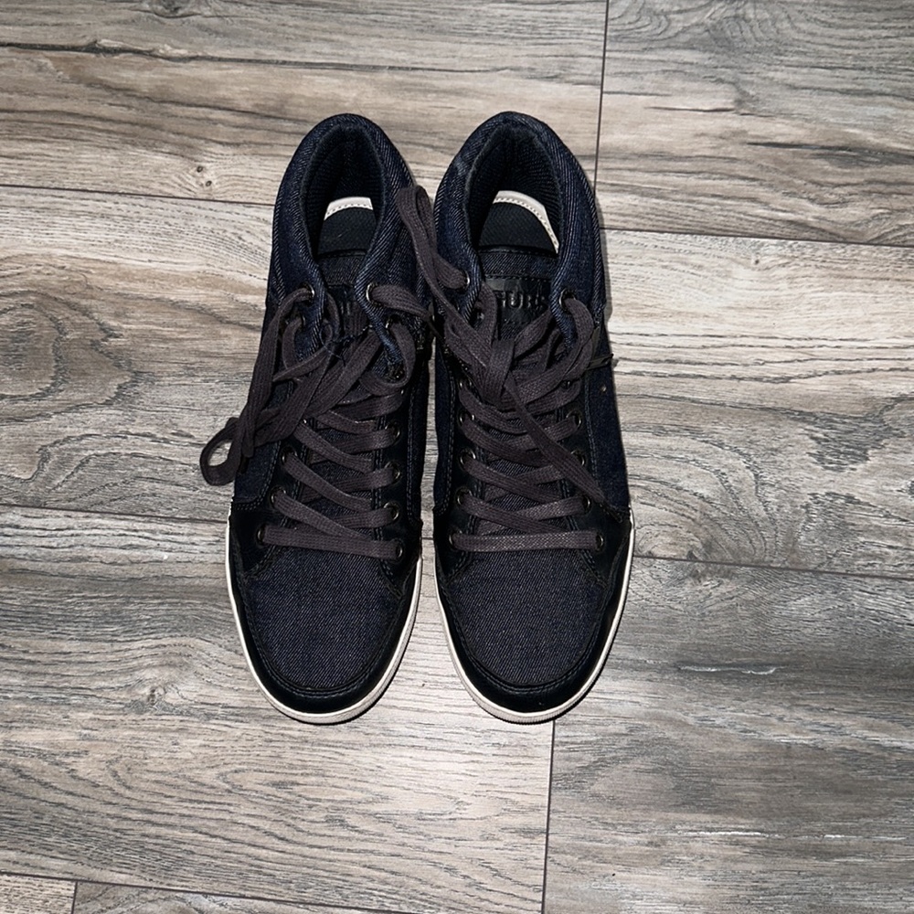 GUESS Mens Shoes